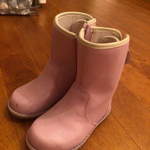 Ugg pink boots toddler 8